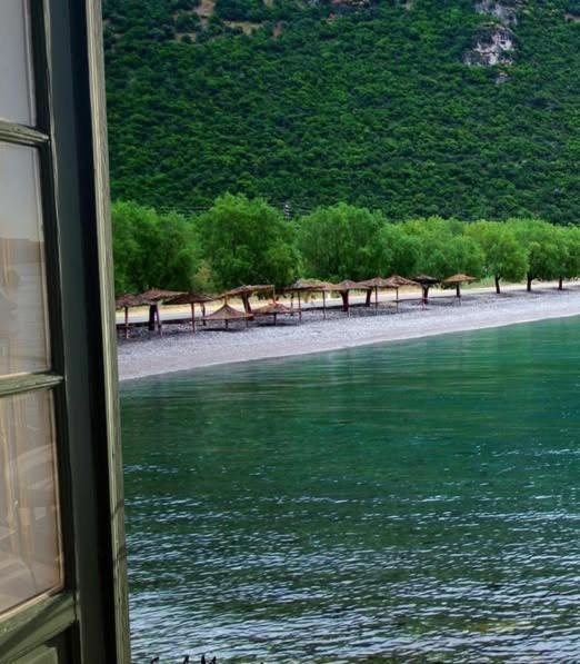 Nafpaktos Beach Luxury Suites Zewnętrze zdjęcie